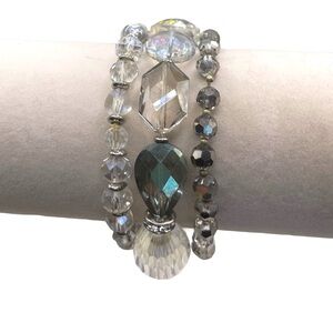 ❤️ Vintage Crystal x Acrylic Stretch Beaded Bracelet Trio in Iridescent